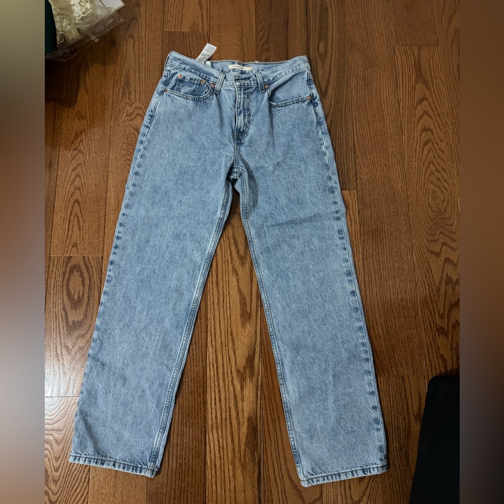 Low pro straight Levi’s jeans